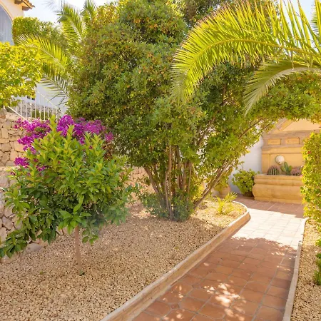 Villa Belvilla By Oyo Casa Gloria *